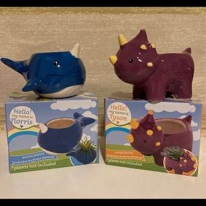 2 Plant Pots (Animals)